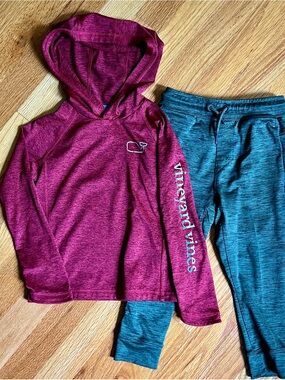Vineyard Vines Red Heather Performance Hoodie with Green Performance Pants 3T